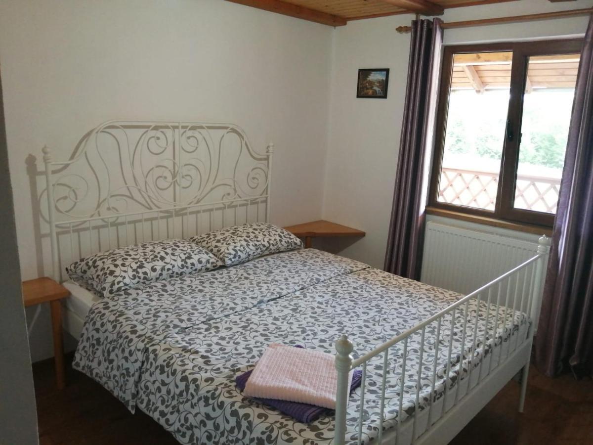 Pensiunea Dates Кырцишоара Номер фото